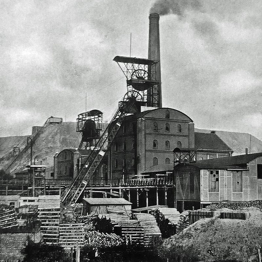 8/14 - Flutlicht Stehtisch "Zeche Holland Schacht 1 & 2"